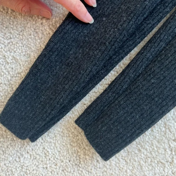 Aritzia Community Dark Grey Dress Size Medium GUC - Picture 4 of 5